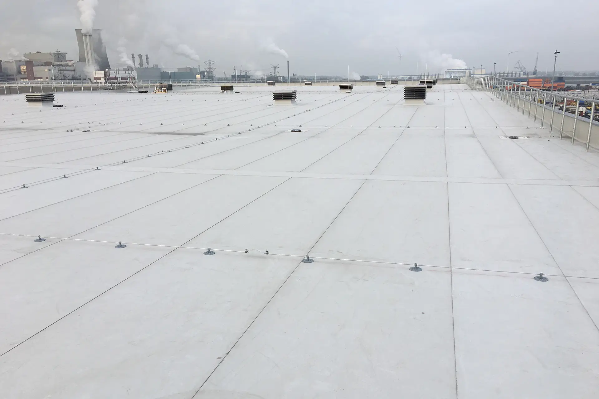 QRS   Projecten   DC Moerdijk 3